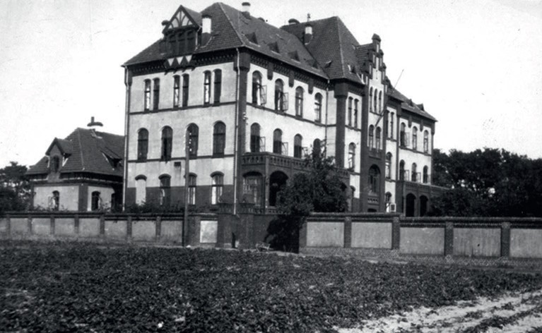 Maedchenhaus der Israelitischen Gartenbauschule